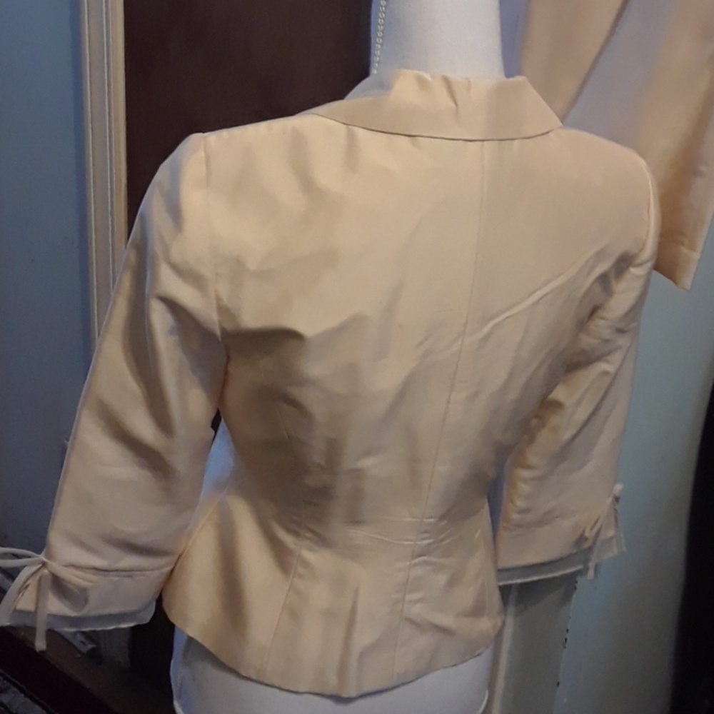 Pretty Tan suit, size 4P - Picture 3 of 6